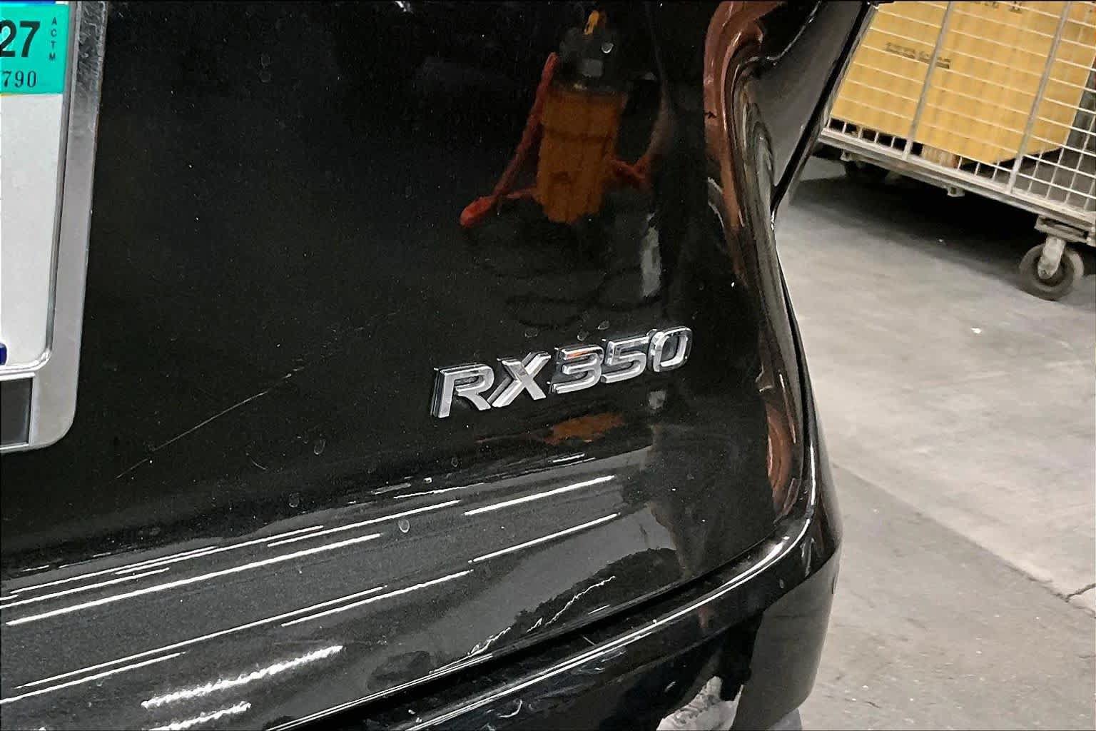 Used 2023 Lexus RX 350 Premium w/ Accessory Package (Z1) FWD image 9