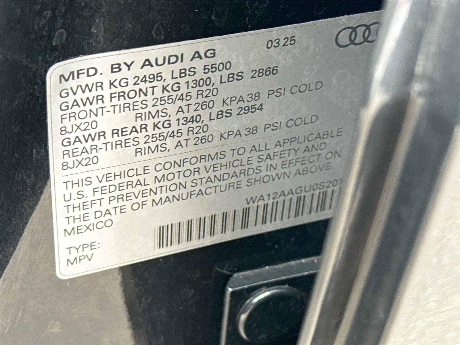 Certified 2025 Audi Q5 Premium Plus w/ Premium Plus AWD/4WD image 33