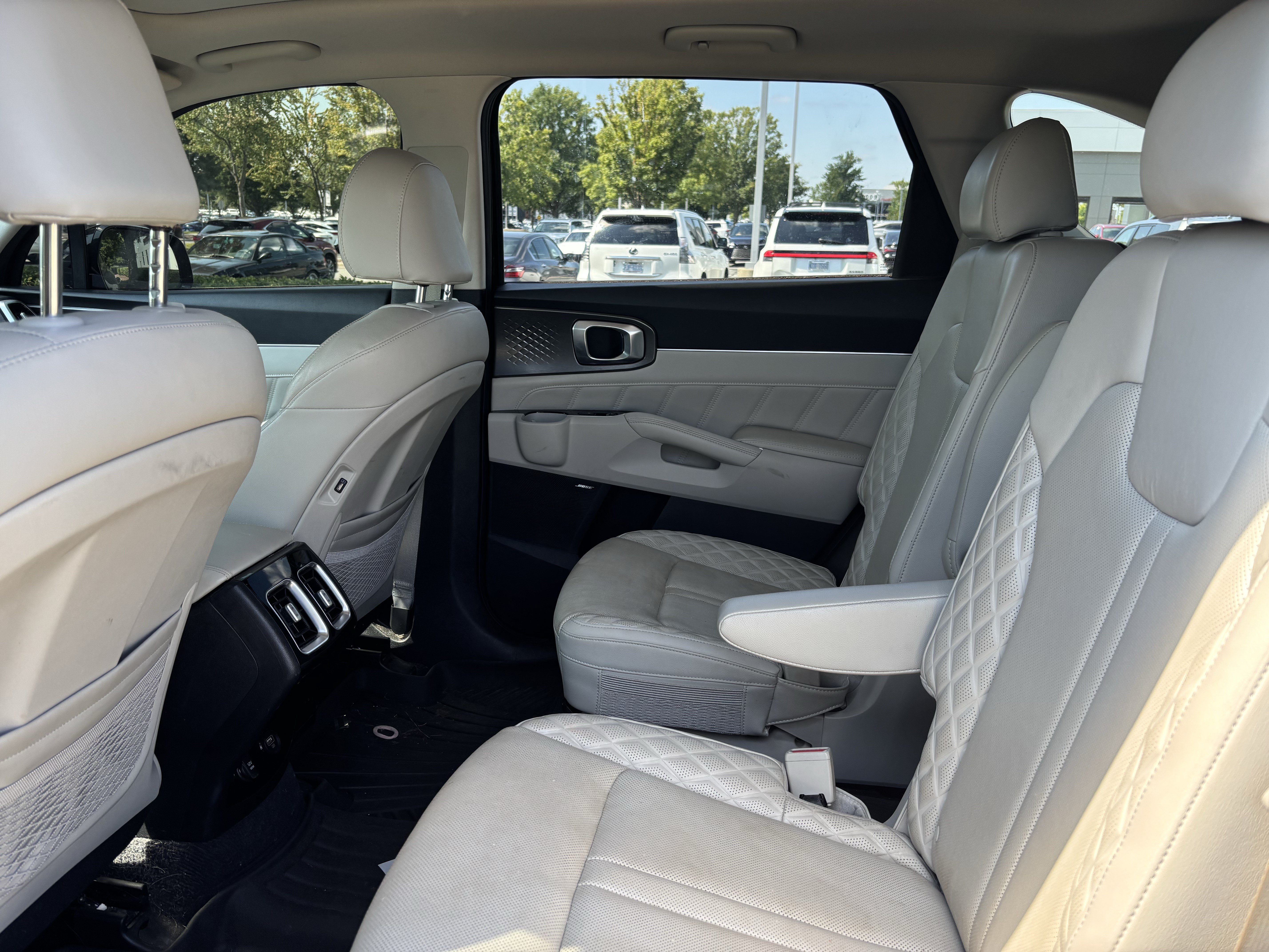 Used 2022 Kia Sorento SX FWD image 19