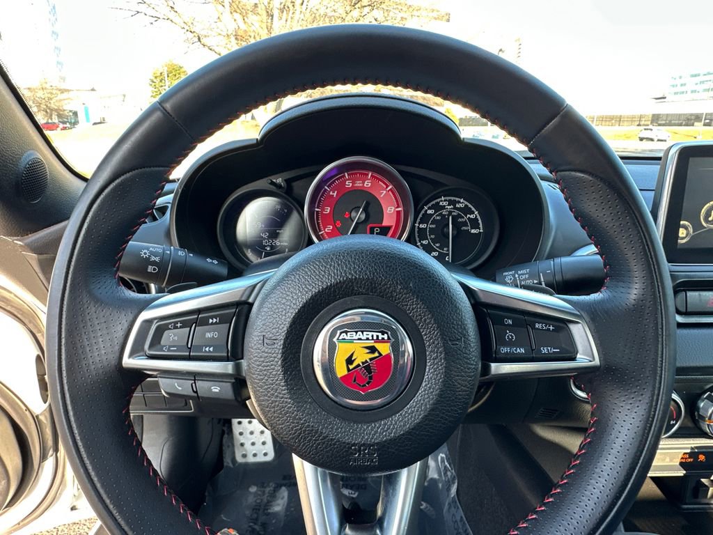 Used 2019 FIAT 124 Spider Abarth w/ Veleno Appearance Group image 22