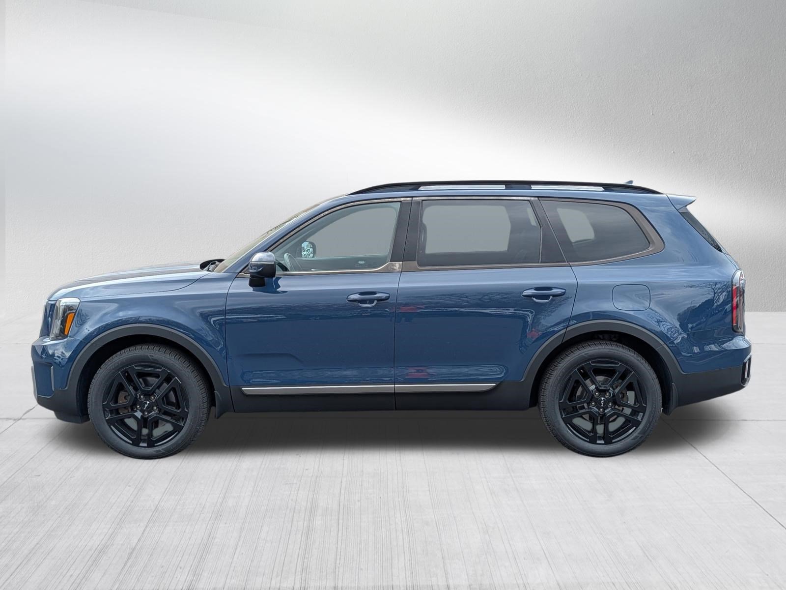 Used 2023 Kia Telluride EX X-Line AWD/4WD image 4