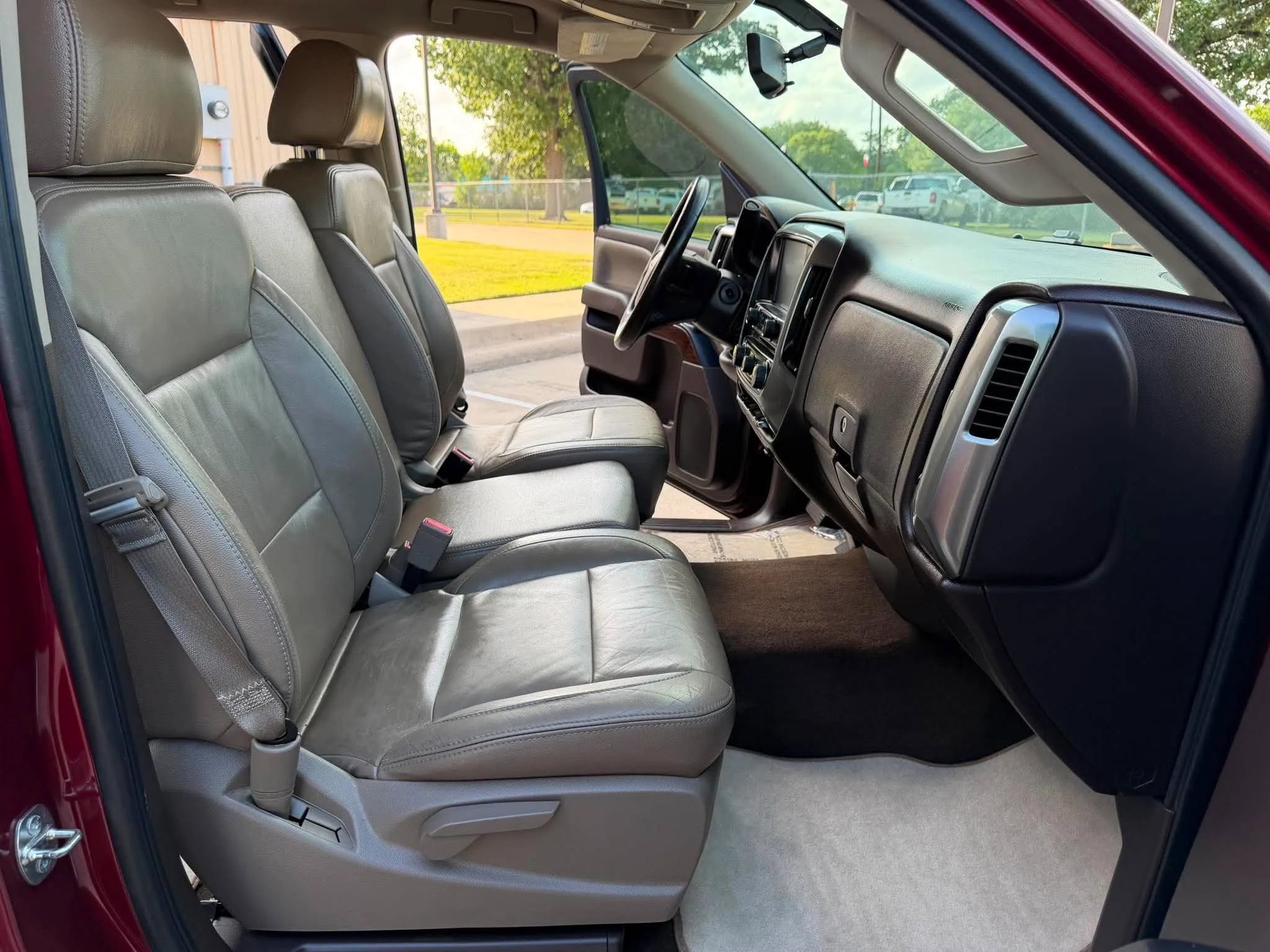 Used 2015 Chevrolet Silverado 1500 LT w/ Texas Edition, 1LT Trim RWD image 23