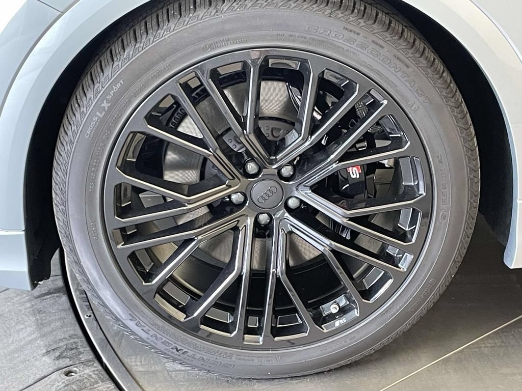 New 2026 Audi SQ8 Prestige AWD/4WD image 11