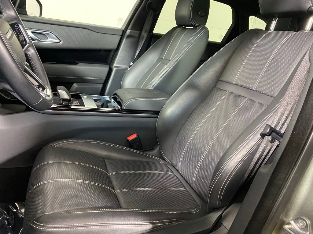 Used 2022 Land Rover Range Rover Velar R-Dynamic S image 24