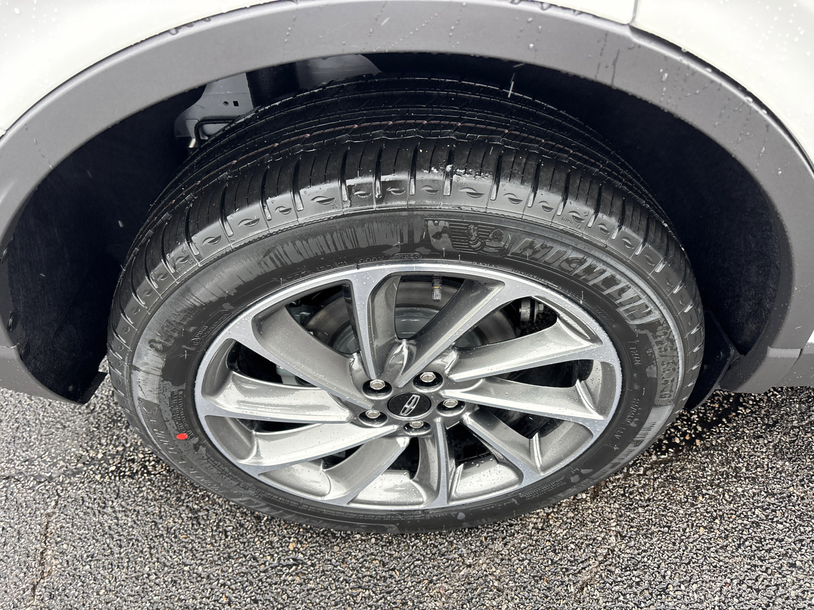 New 2026 Lincoln Corsair Premiere image 10