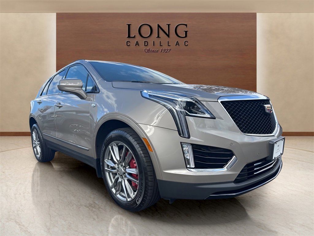 Certified 2022 Cadillac XT5 Sportv image 3