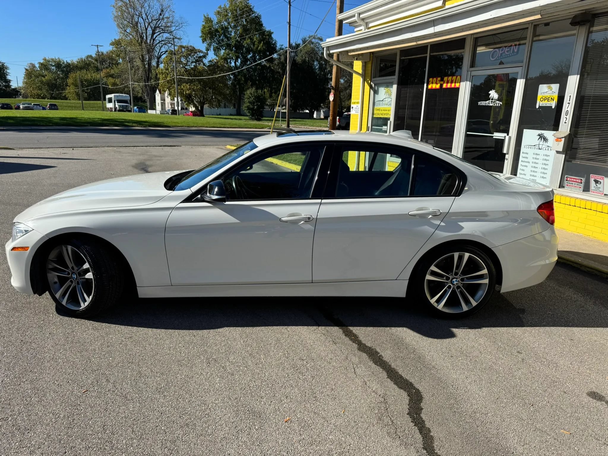 Used 2013 BMW 335i Sedan RWD image 3