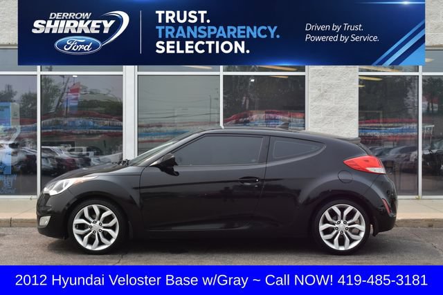 Used 2012 Hyundai Veloster w/ Style Pkg FWD image 2