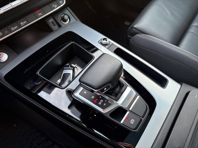 Used 2022 Audi Q5 2.0T Premium Plus w/ Premium Plus Package image 30