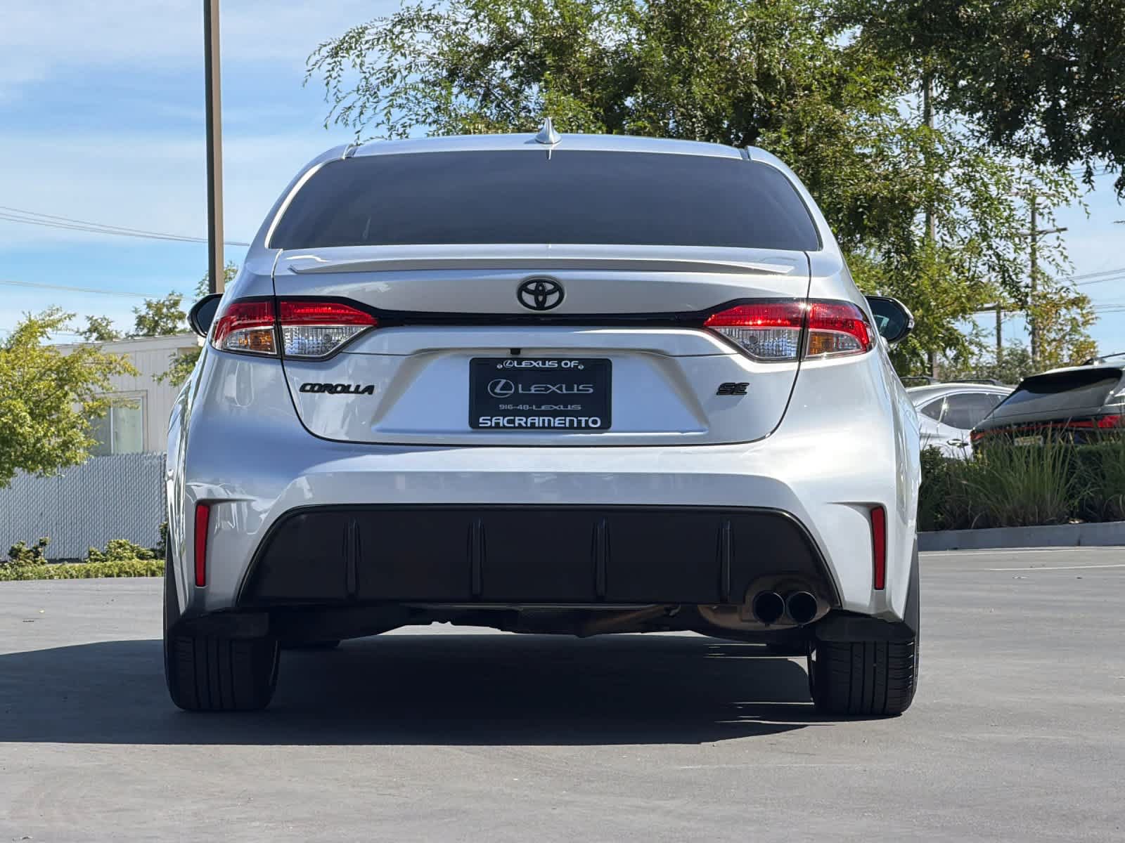 Used 2026 Toyota Corolla SE FWD image 8