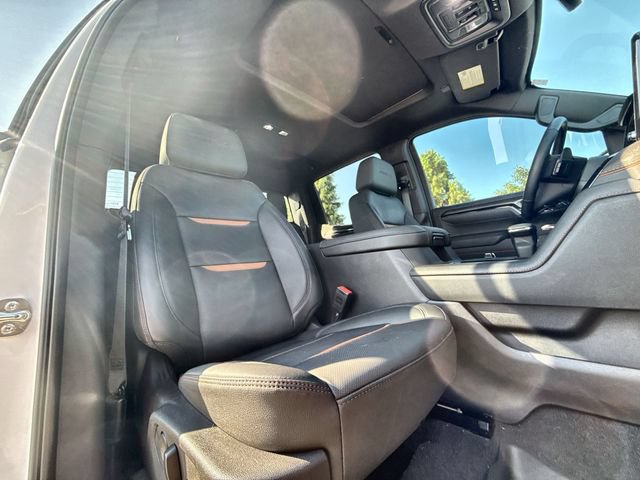 Used 2025 GMC Sierra 1500 AT4 w/ AT4 Premium Package AWD/4WD image 25