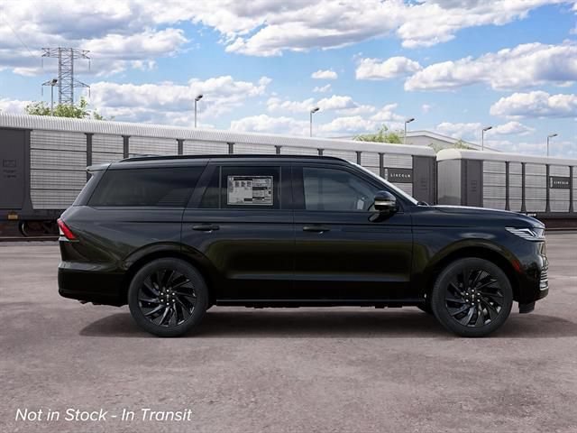 New 2027 Lincoln Navigator Reserve w/ Jet Appearance Package AWD/4WD image 5