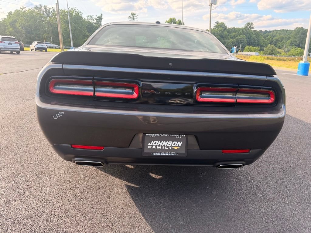 Used 2023 Dodge Challenger SXT w/ Blacktop Package RWD image 9