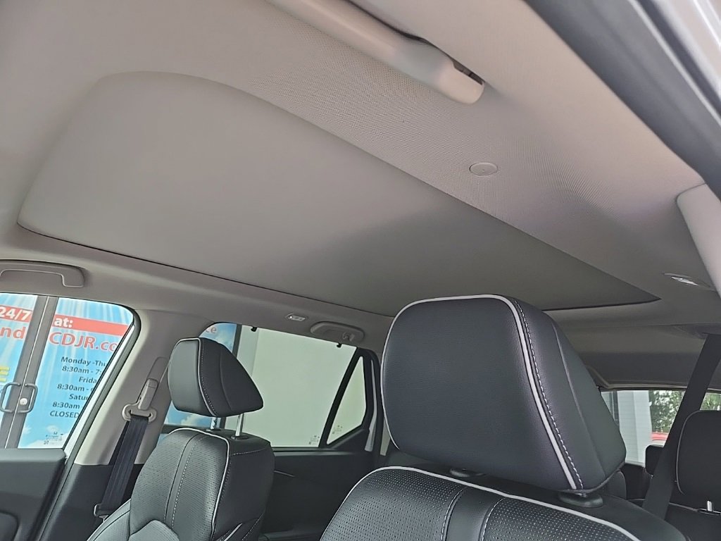 Used 2023 Honda Pilot Elite image 35