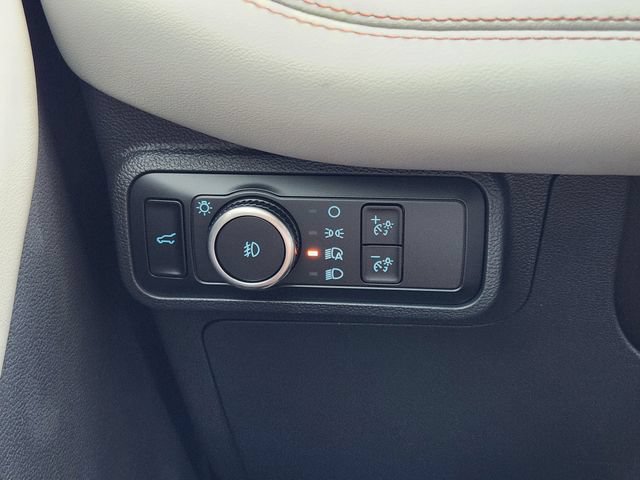 New 2026 Ford Explorer Active w/ Active Comfort Package RWD image 22
