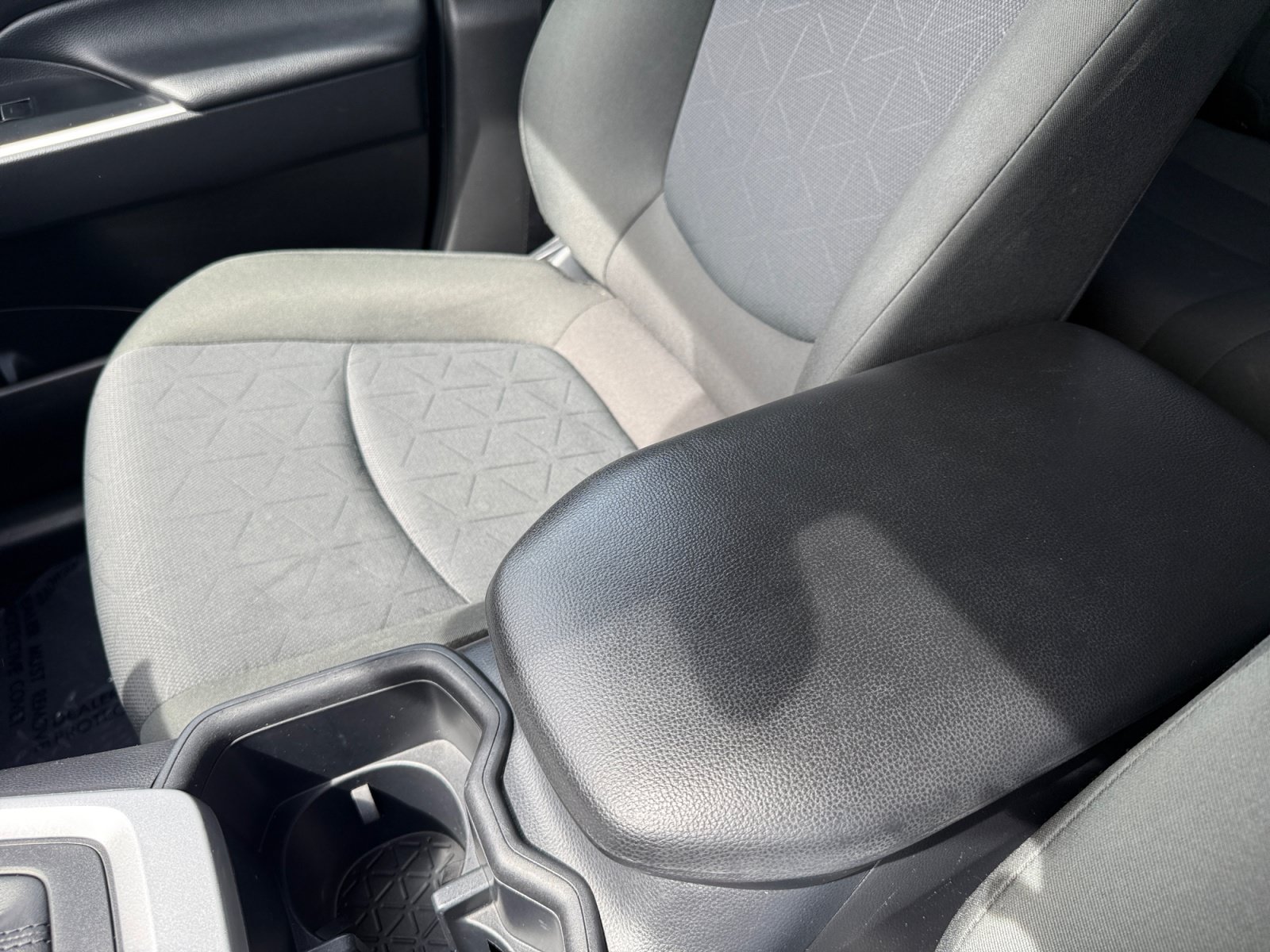Used 2025 Toyota RAV4 XLE FWD image 14