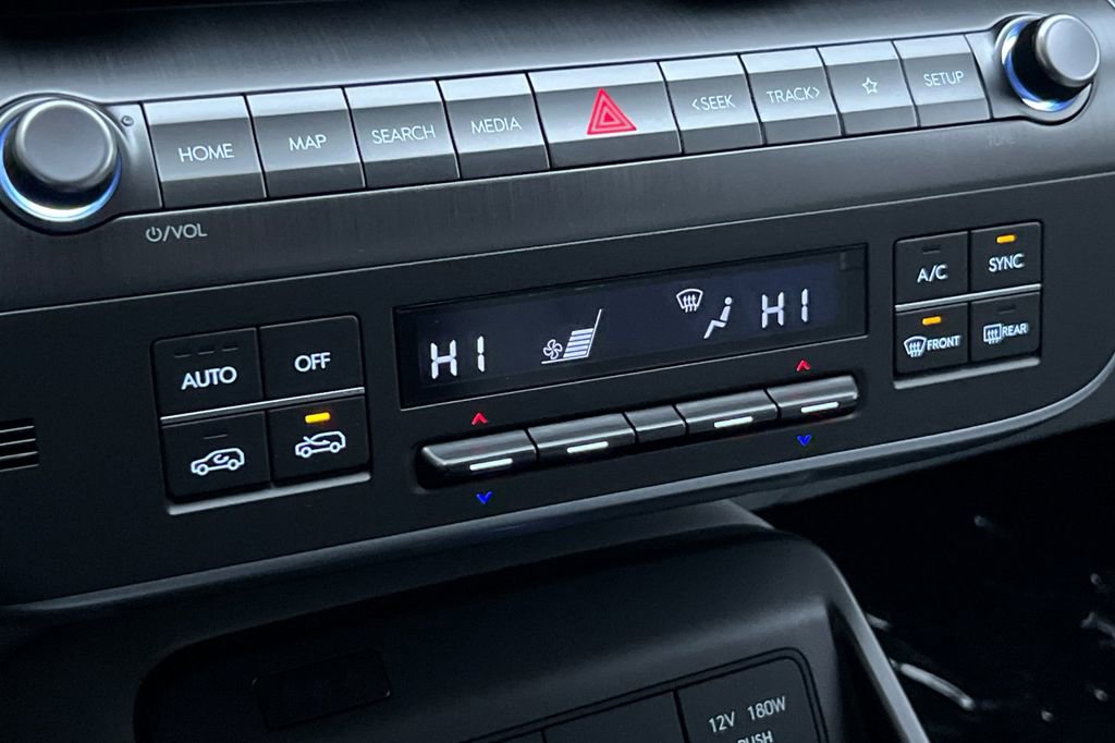 New 2026 Hyundai Kona SEL Premium image 18