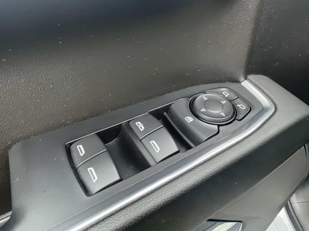 Used 2024 Chevrolet Silverado 1500 LT AWD/4WD image 15