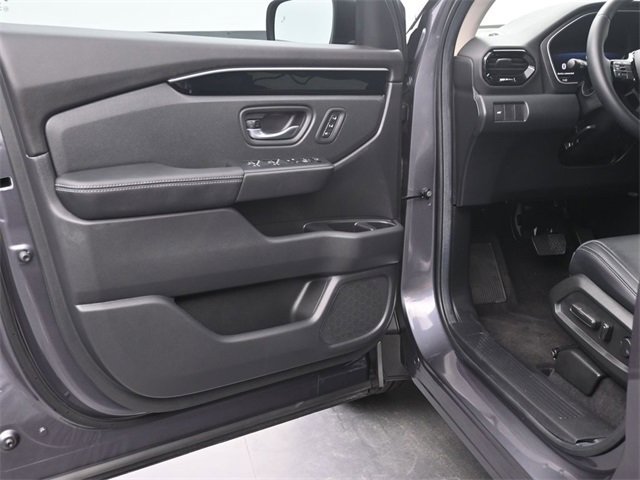 Certified 2026 Honda Passport RTL image 17
