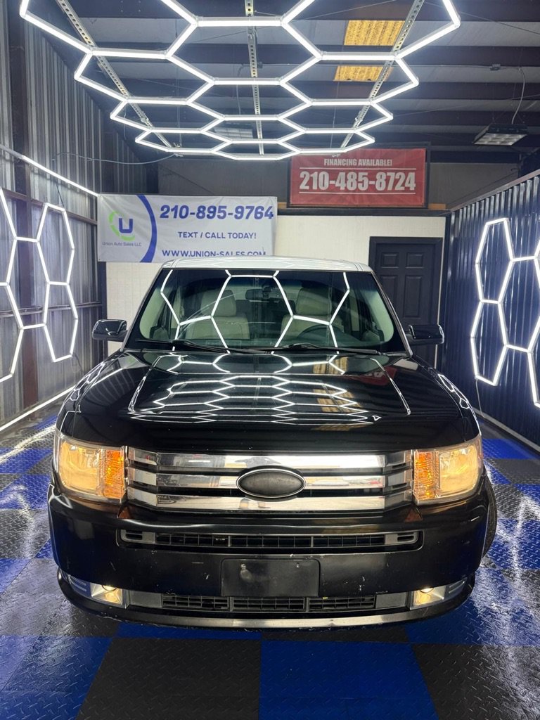 Used 2011 Ford Flex SEL w/ Rapid Spec Order Code FWD image 6