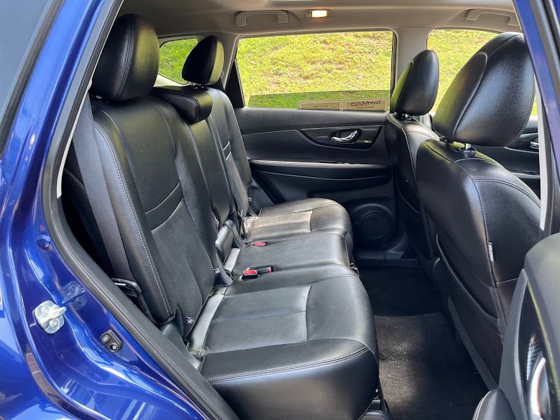 Used 2019 Nissan Rogue SL w/ Premium Package AWD/4WD image 39