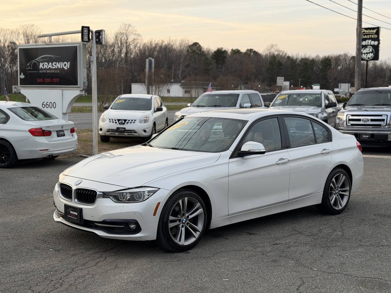 Used 2016 BMW 328i xDrive Sedan AWD/4WD image 1