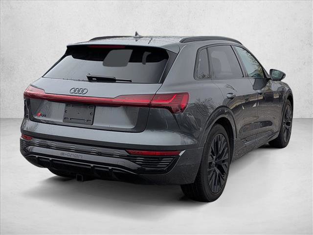 Used 2024 Audi Q8 e-tron Prestige w/ Prestige Package image 5