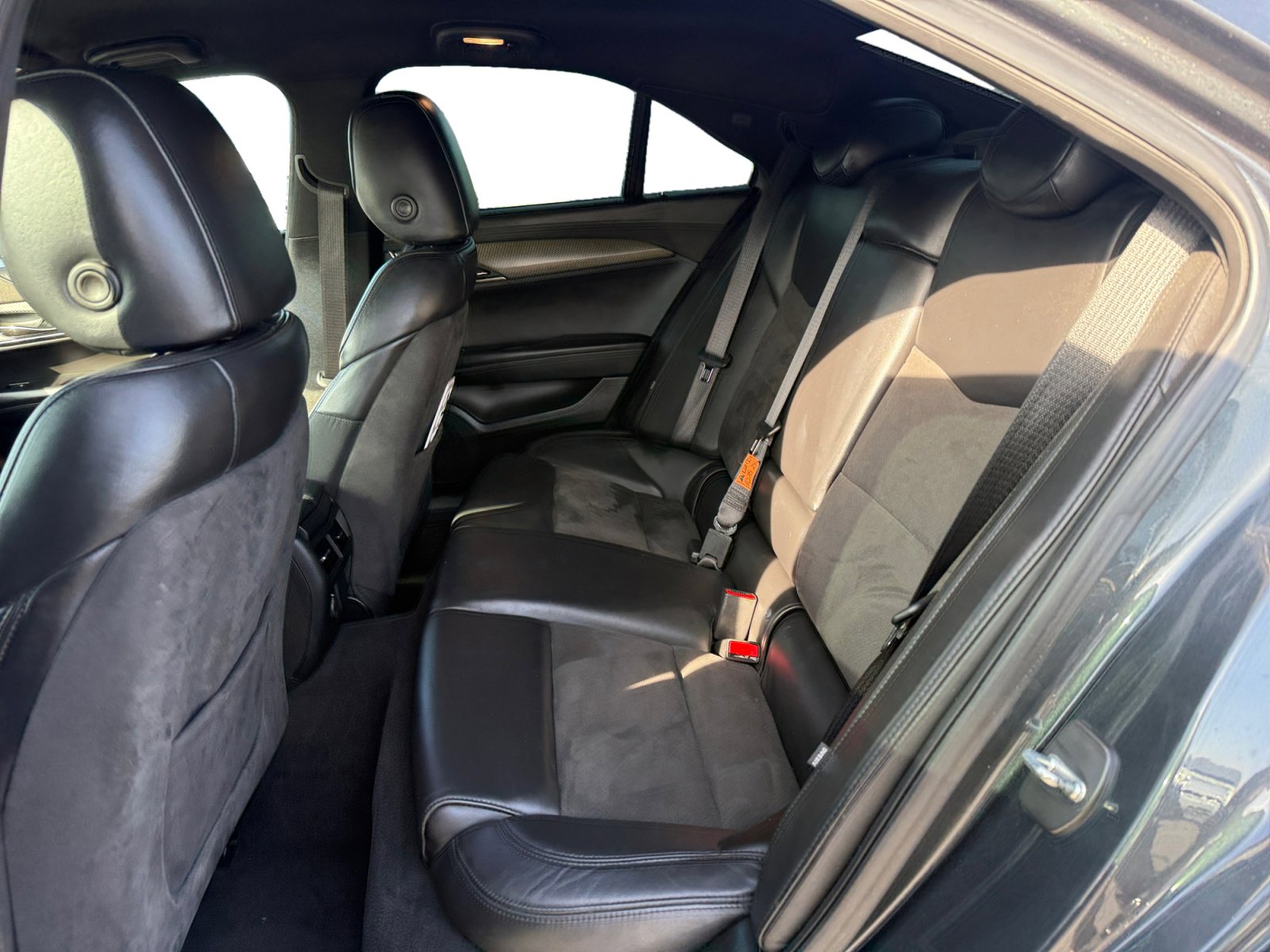 Used 2017 Cadillac ATS V w/ Luxury Package RWD image 16