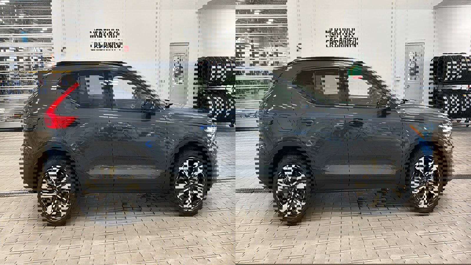 Used 2026 Volvo XC40 B5 Ultra w/ Protection Package Premier image 4