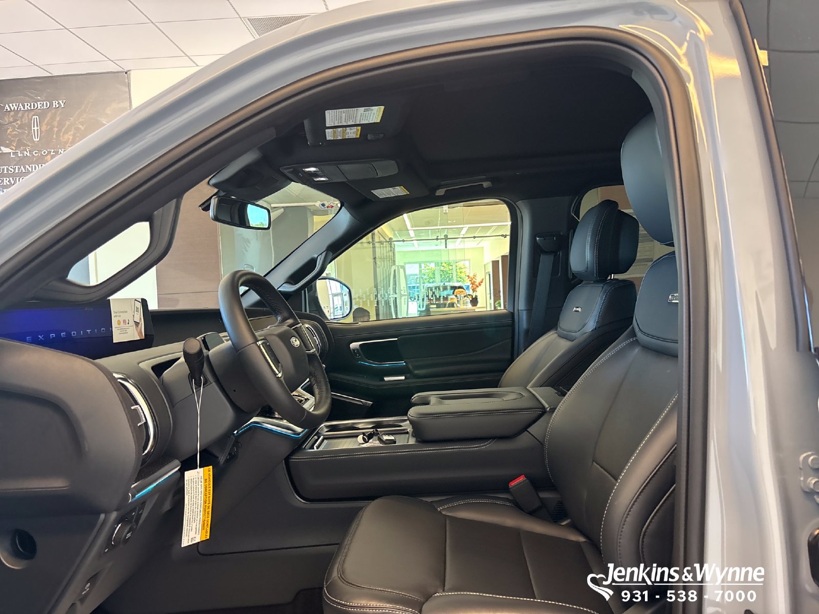 New 2027 Ford Expedition Max Platinum w/ Stealth Performance Package AWD/4WD image 5