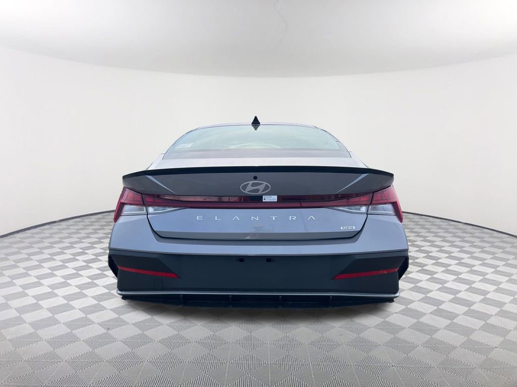 Certified 2025 Hyundai Elantra SEL FWD image 6