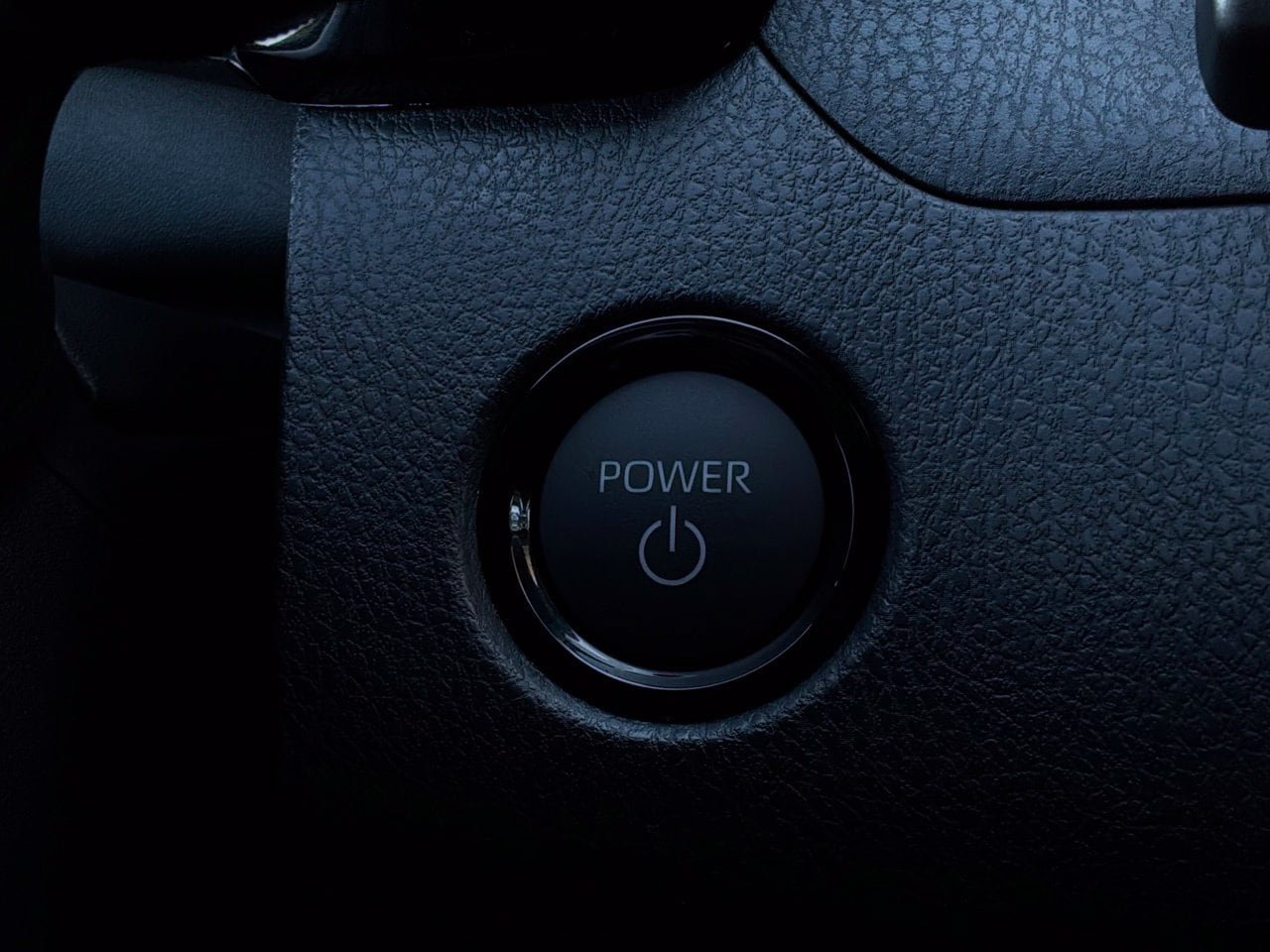 New 2026 Toyota Camry Hybrid w/ Convenience Package FWD image 28