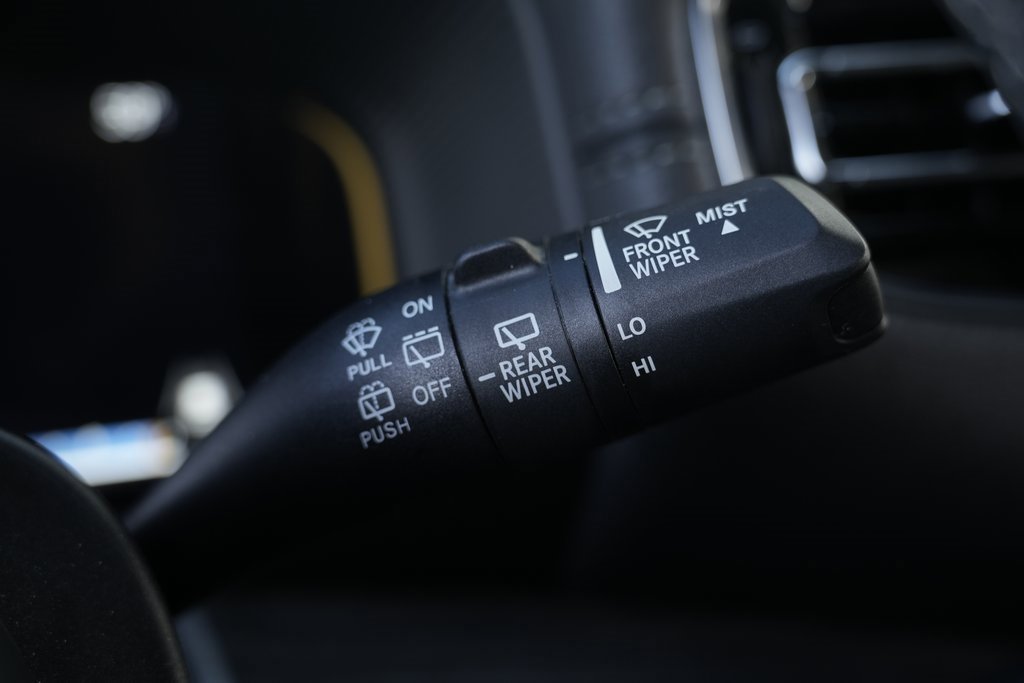 Used 2023 Jeep Wagoneer L Series II image 48