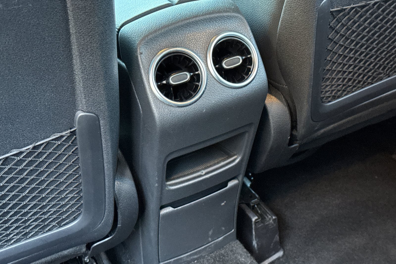 Used 2023 Mercedes-Benz GLB 250 4MATIC image 15