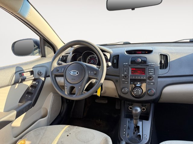 Used 2010 Kia Forte EX FWD image 11