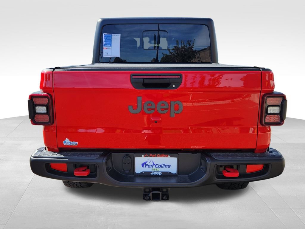 Used 2024 Jeep Gladiator Rubicon w/ Convenience Group AWD/4WD image 15