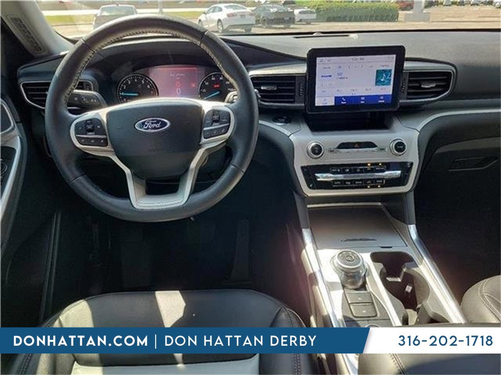 Used 2023 Ford Explorer XLT w/ Equipment Group 202A image 11