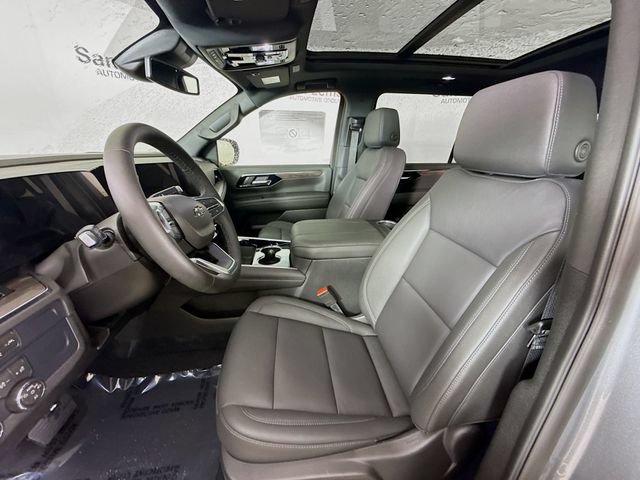 New 2026 Chevrolet Suburban Z71 w/ Comfort Package AWD/4WD image 22