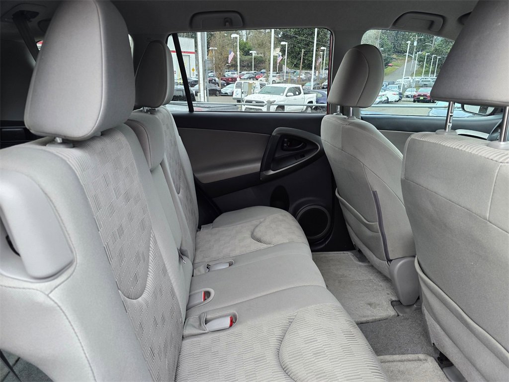 Used 2012 Toyota RAV4 FWD image 13