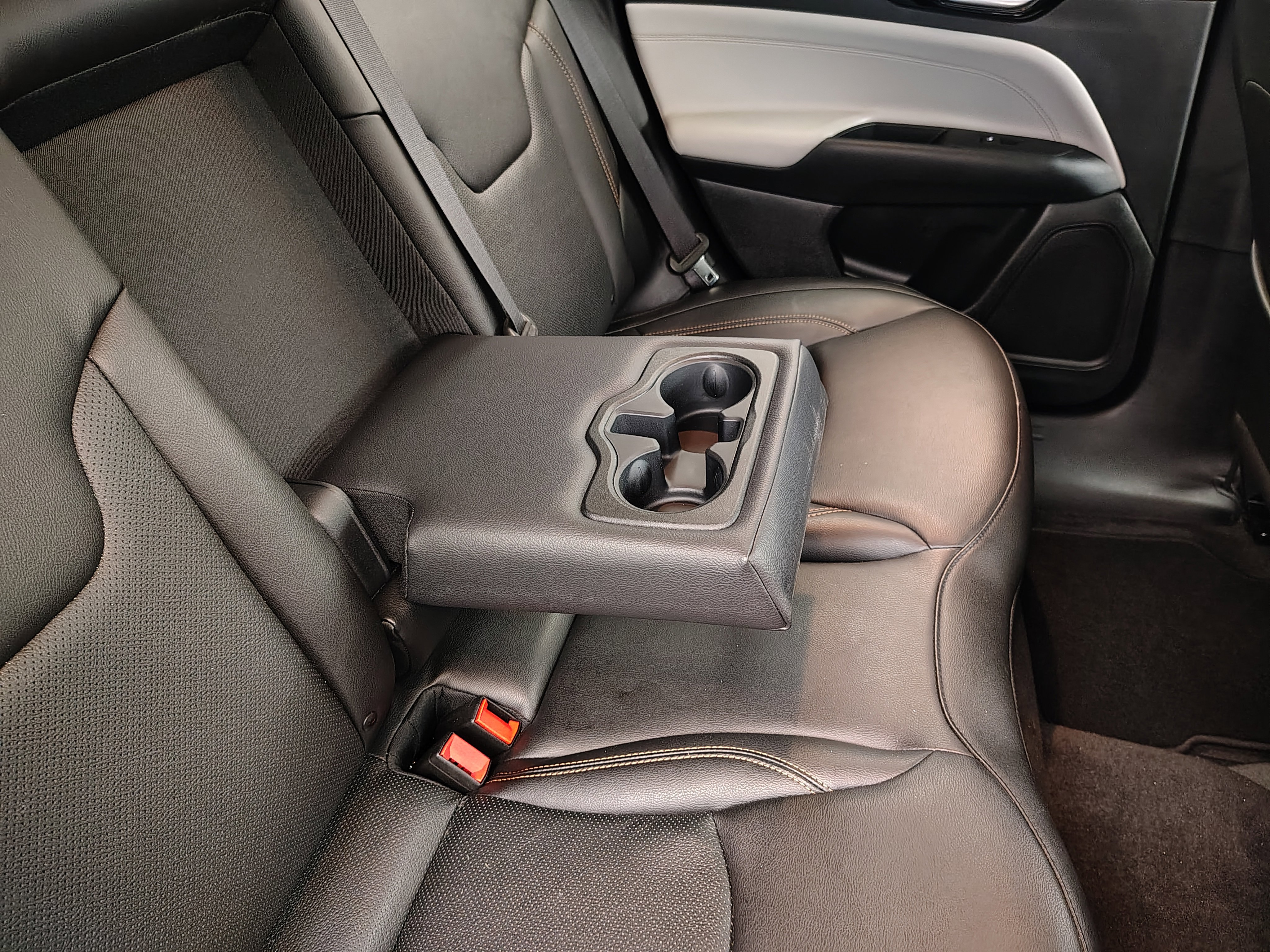 Used 2022 Jeep Compass Limited AWD/4WD image 27