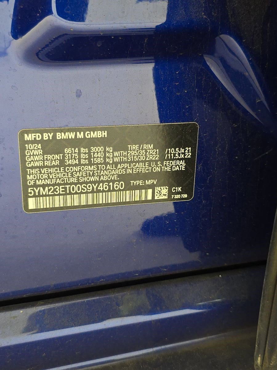 Used 2025 BMW X6 M Competition w/ Executive Package image 17