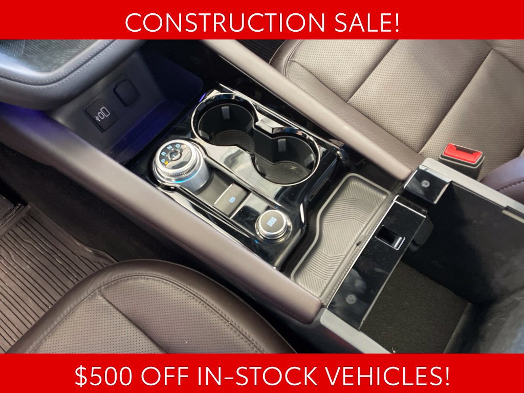 Used 2026 Ford Explorer Platinum w/ LUX Leather Package AWD/4WD image 9