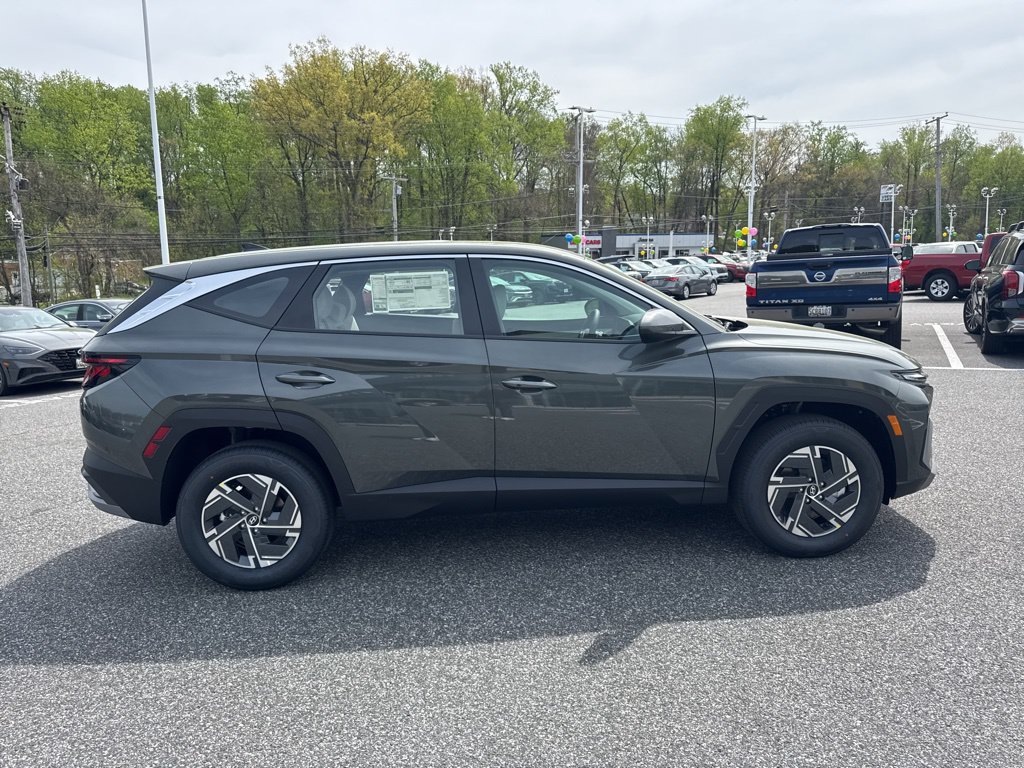 New 2026 Hyundai Tucson Blue SE AWD/4WD image 4