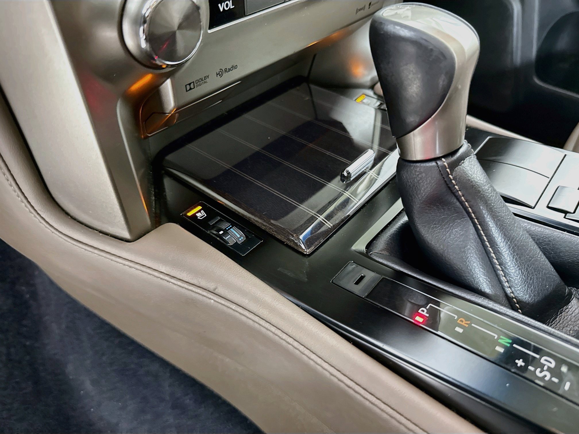 Used 2020 Lexus GX 460 Premium w/ Premium Package AWD/4WD image 22