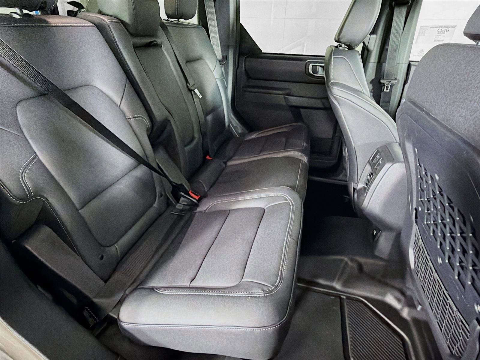 New 2025 Ford Bronco Badlands image 27