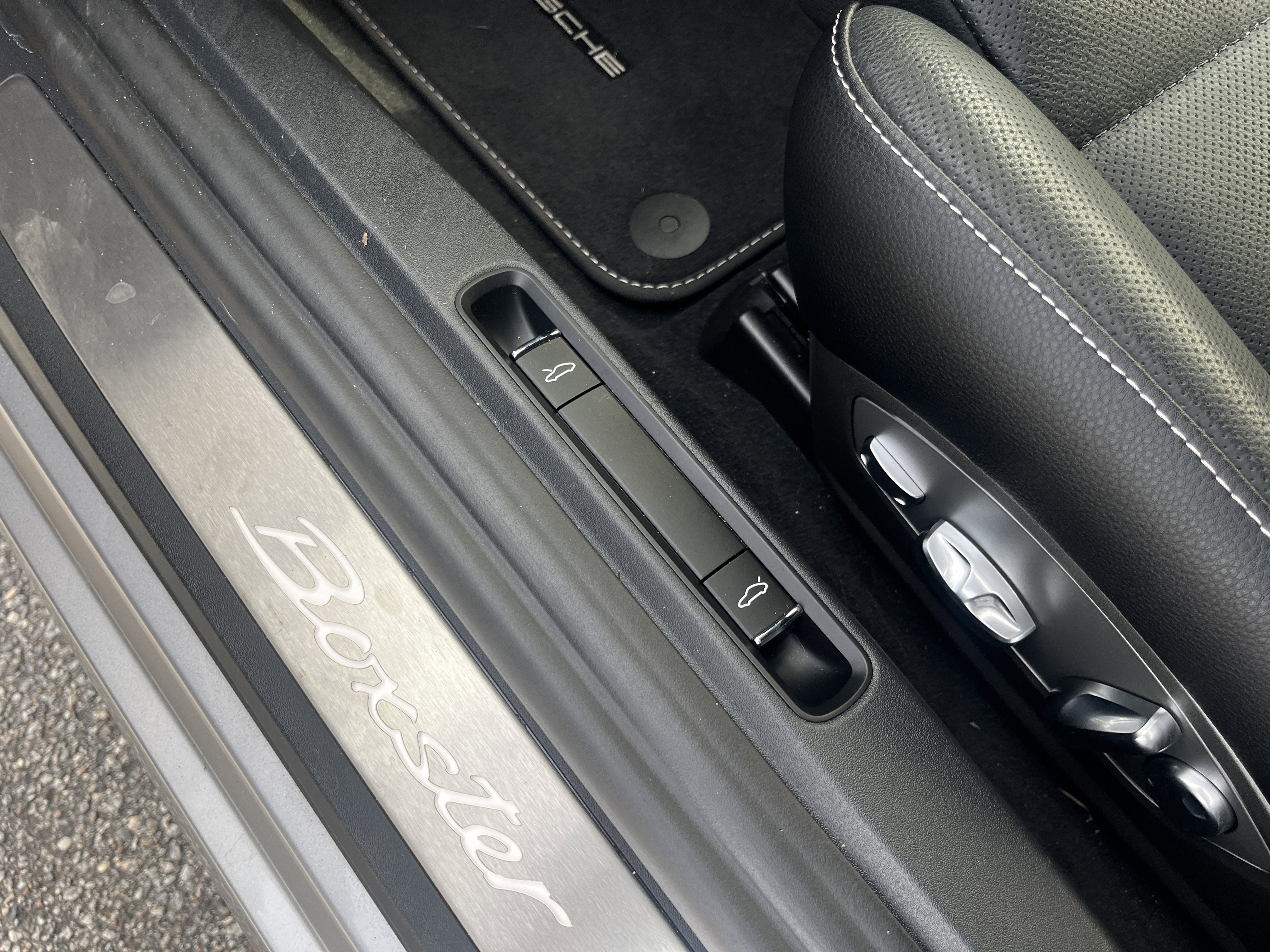 Certified 2024 Porsche 718 Boxster Style Edition image 23