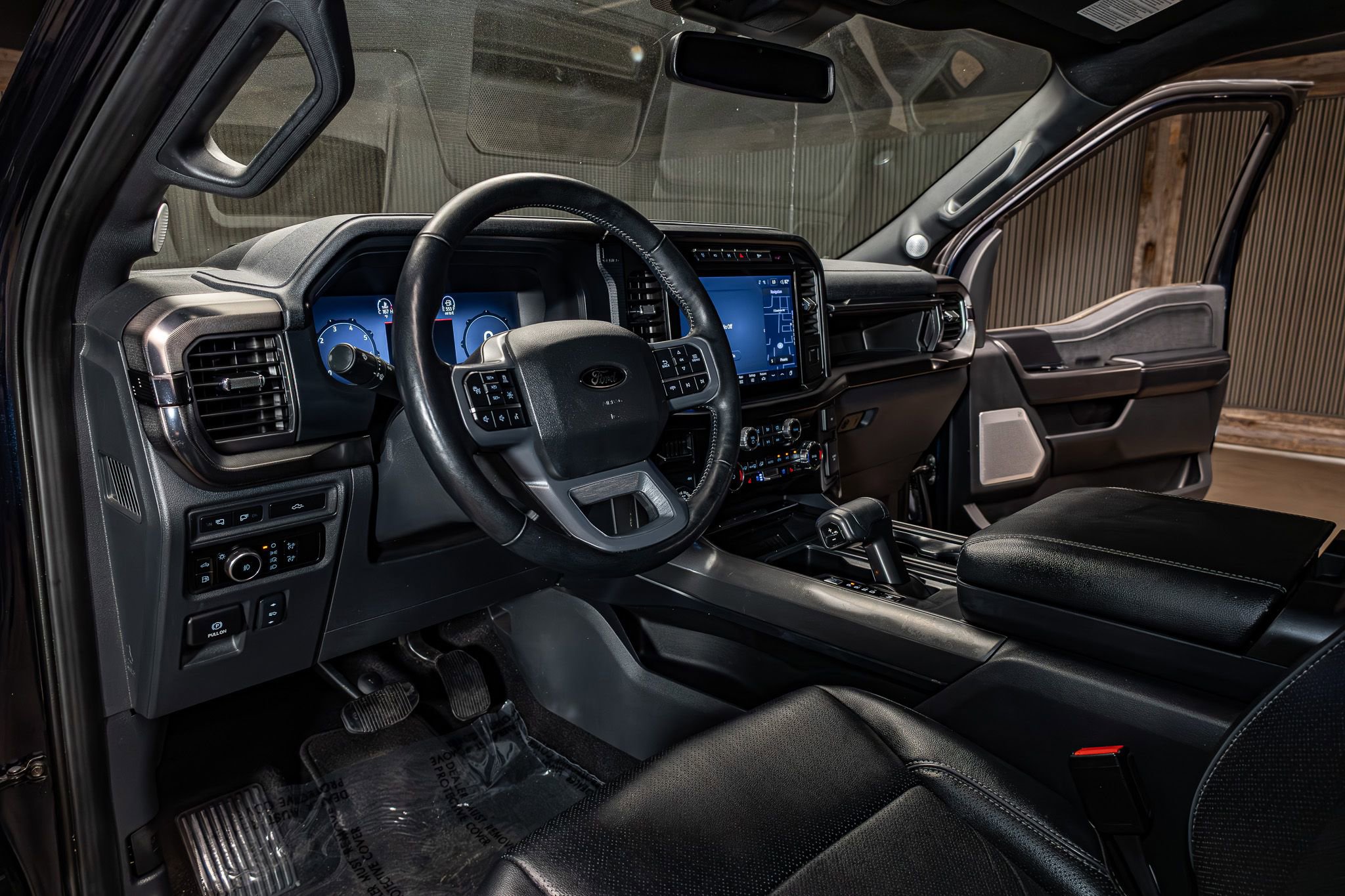 Used 2024 Ford F150 Lariat w/ Equipment Group 502A High AWD/4WD image 17