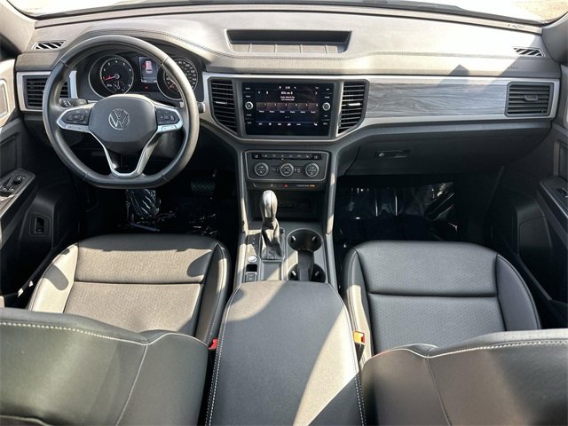 Used 2020 Volkswagen Atlas Cross Sport SE w/ Panoramic Sunroof Package image 19