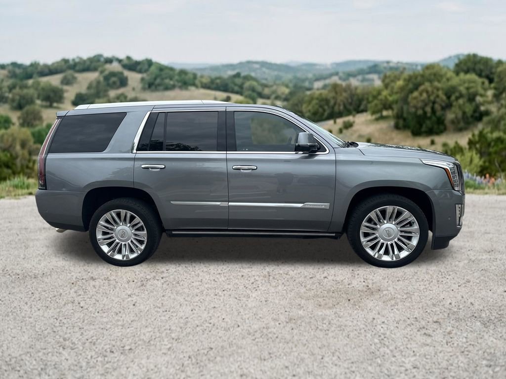 Used 2019 Cadillac Escalade Platinum AWD/4WD image 11