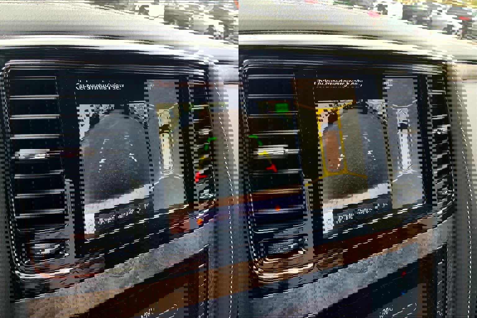 Used 2021 INFINITI QX80 Premium Select w/ All-Season Package image 28